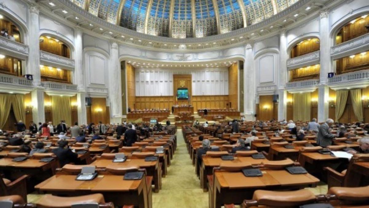 Deputaţii se pot vaccina gratuit antigripal la Palatul Parlamentului