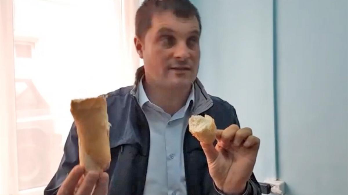 VIDEO - Produse expirate servite copiilor în programul Lapete si Cornul în Cavnic