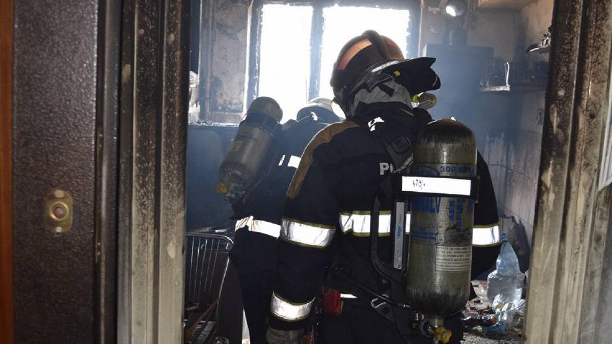 Caz şocant la Botoşani! Un bărbat a murit după ce patul în care dormea a luat foc