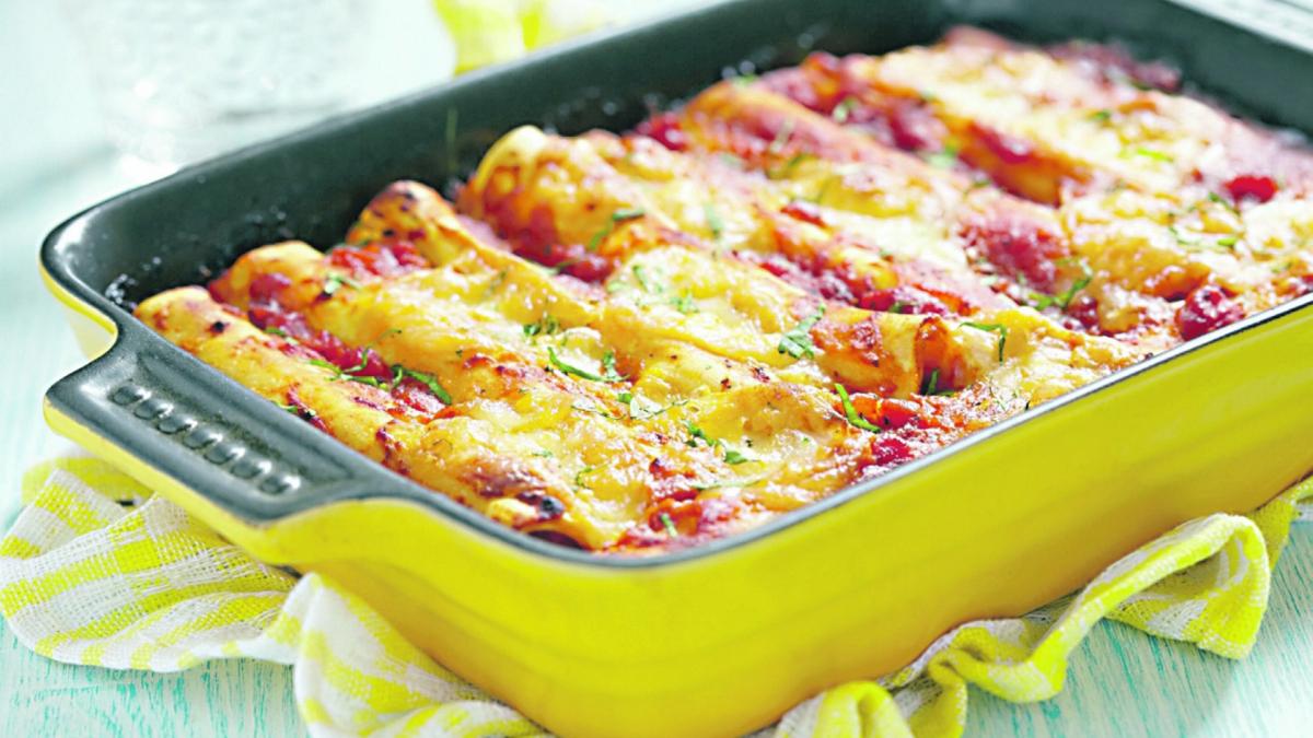 Rețeta zilei: Cannelloni cu carne şi sos bechamel 