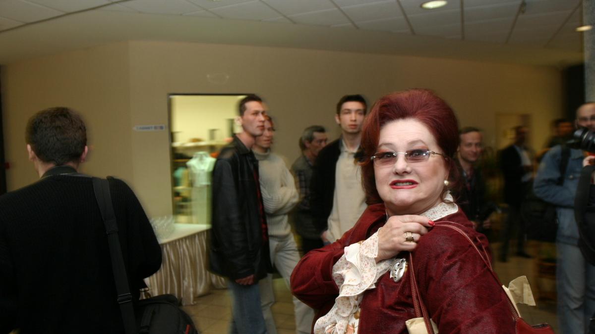 Presa de peste Prut deplânge dispariția Stelei Popescu