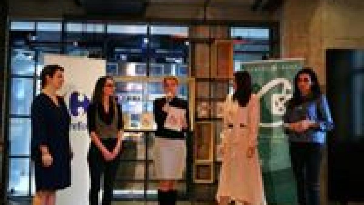 Anca Lungu a lansat „Supereroii din farfurie”,  o carte de reţete pentru gătitul  împreunã cu cei mici