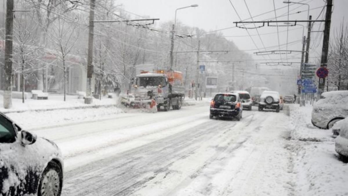 Primăria Capitalei a convocat de urgenţă Comandamentul de iarnă! Potrivit ANM sunt aşteptate ninsori abundente, ger şi viscol puternic