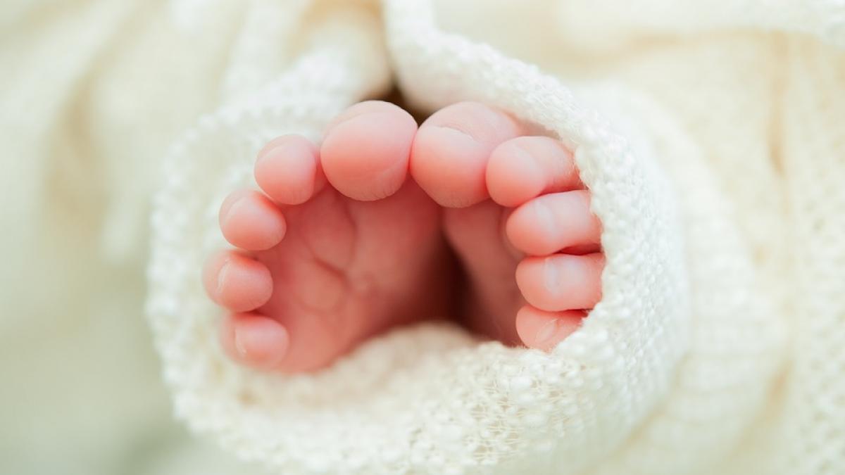 Emma, copilul născut dintr-un embrion înghețat timp de 25 de ani