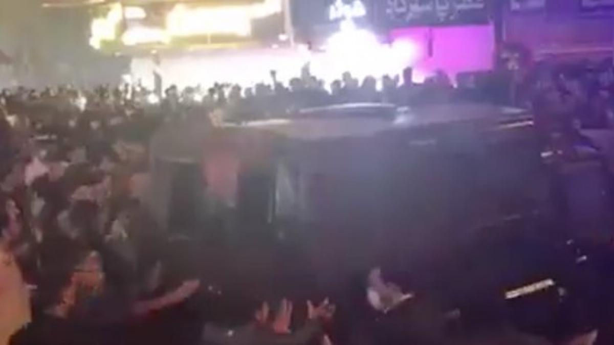 Violențe soldate cu doi morți în Iran. Proteste masive împotriva guvernului