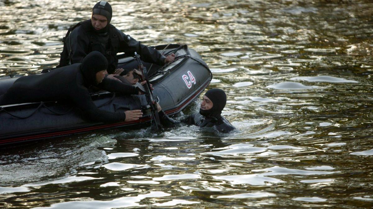 Descoperire macabră în lacul parcului IOR