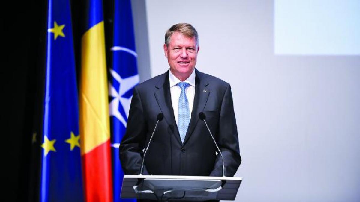 Preşedintele Iohannis solicită reexaminarea legii privind dreptul de autor 