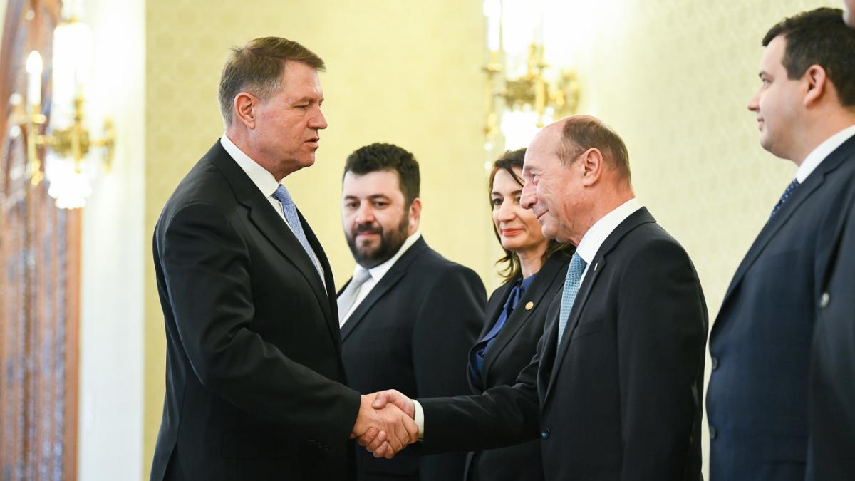Traian Băsescu spune că guvernarea PSD nu mai trebuie să continue