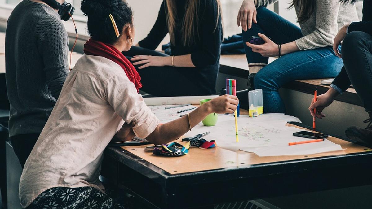 La ce vârstă se termină cu adevărat adolescența