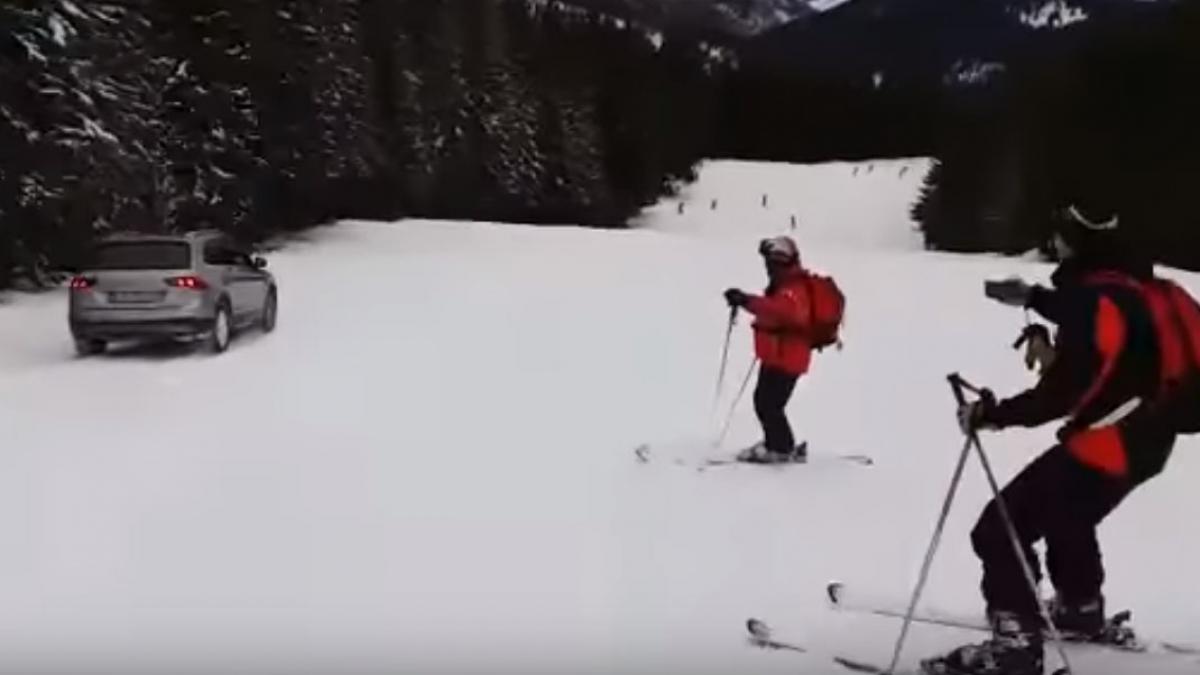video scandalos un sofer din bucuresti a coborat cu masina partia de la baisoara printre schiori