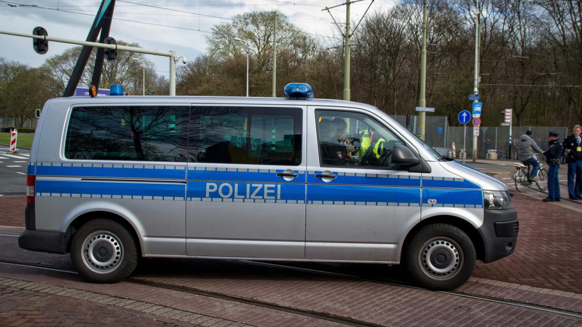 Elev înjunghiat de un coleg la o şcoală din Germania