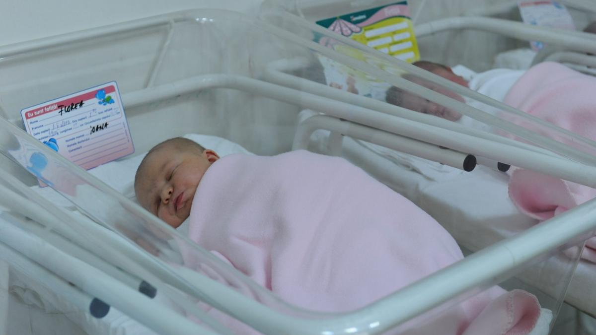 27 de ani de scădere: în 2050 vom fi doar 16,8 milioane