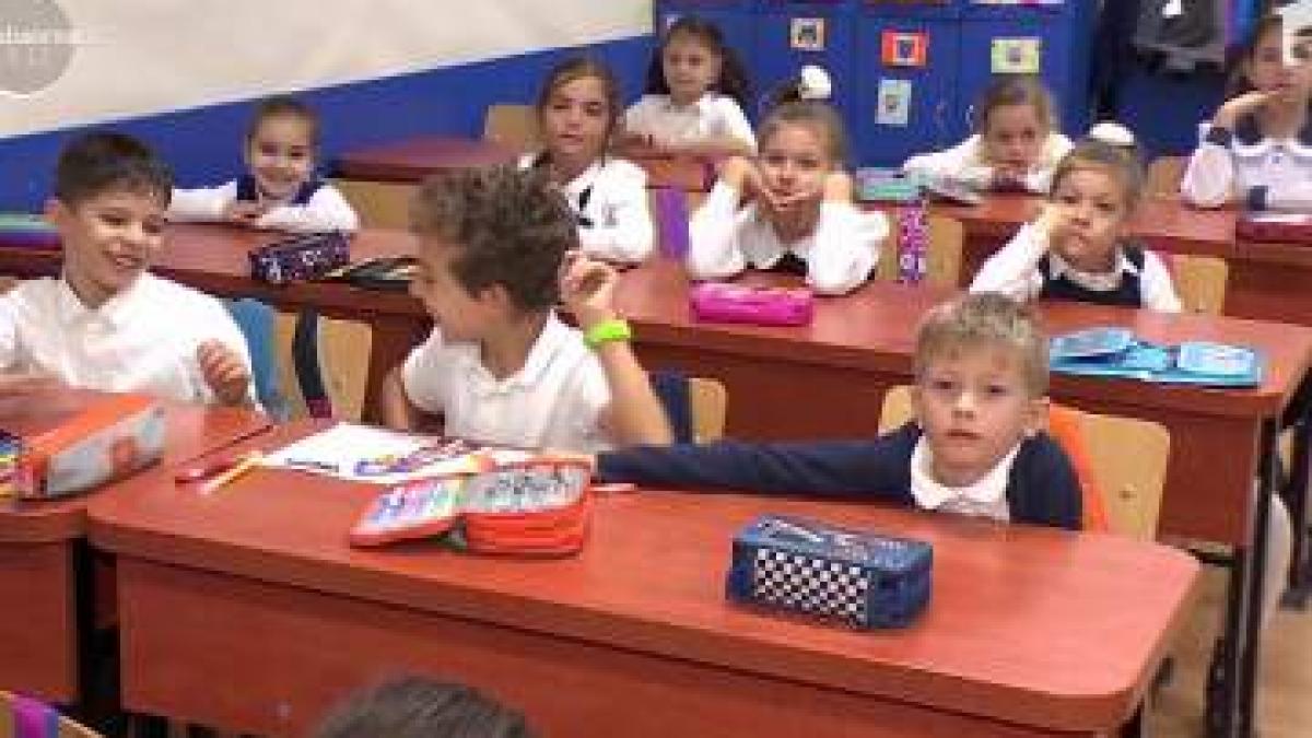Se anunță schimbări majore în sistemul de învățământ!  Părinţii solicită vacanţe mai lungi pentru copii 