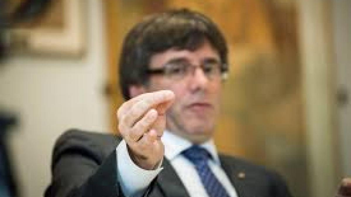 Carles Puigdemont nu renunţă la independenţa Cataloniei