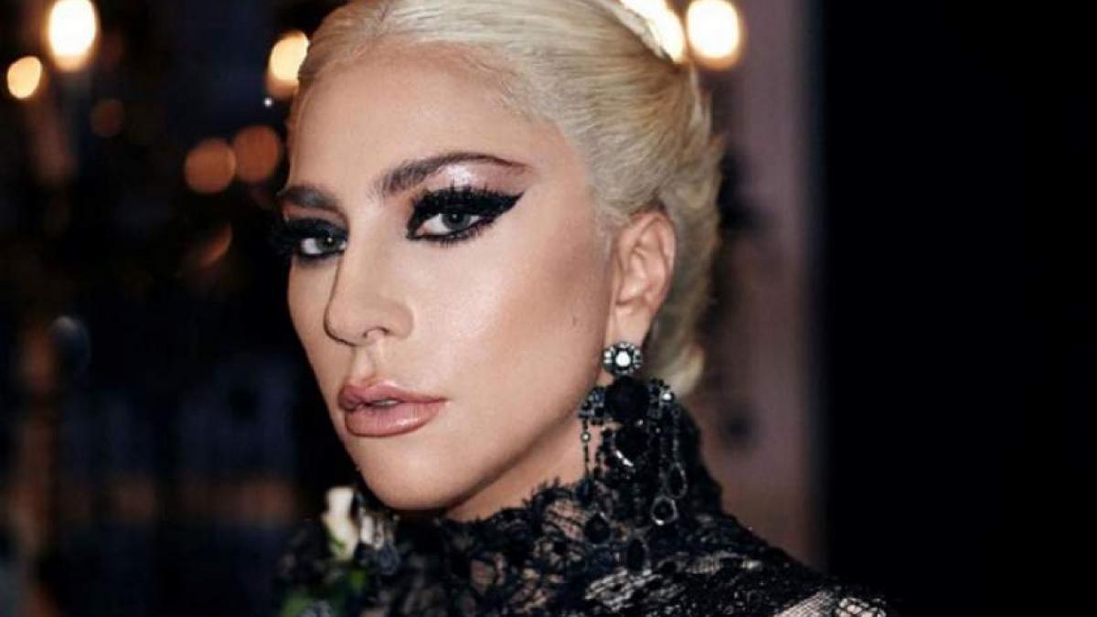 Lady Gaga este devastată si acuza 'dureri severe'