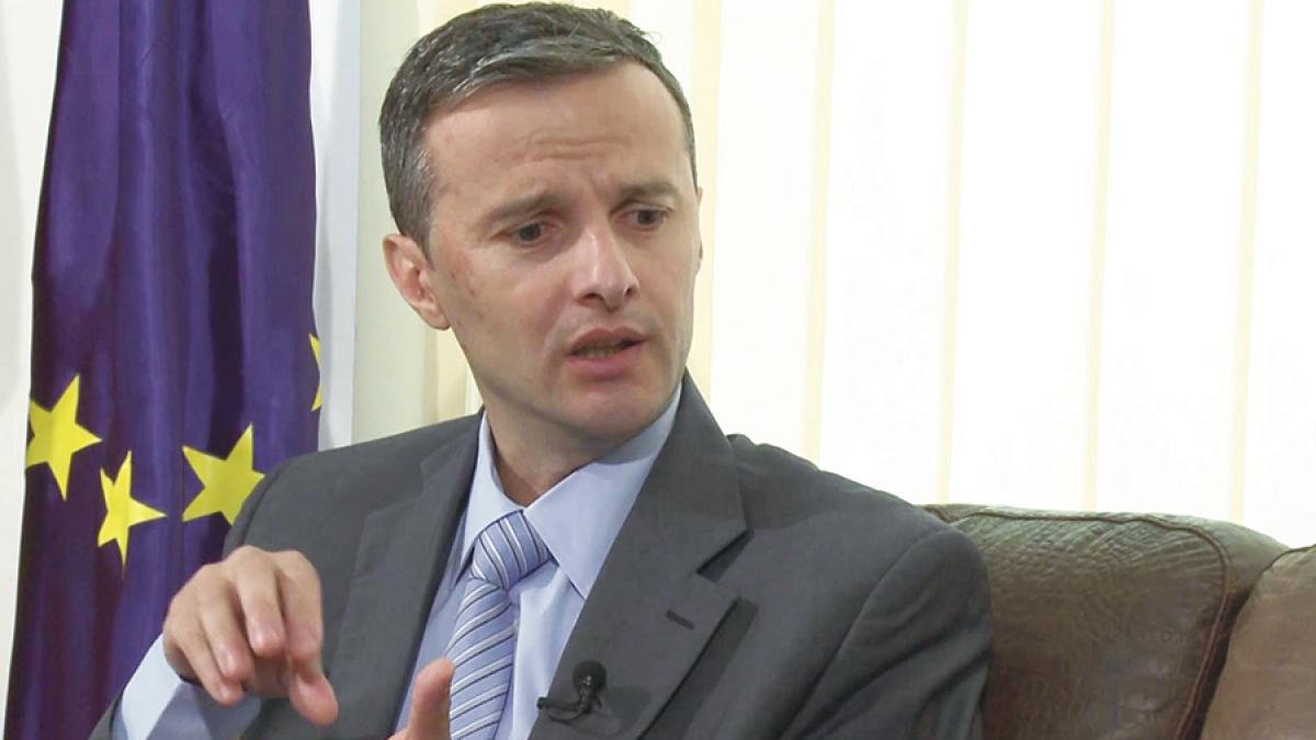 Cristian Socol: Intuiesc turbulenţe politice în 2018 pentru a se institui un Guvern de Uniune Naţională