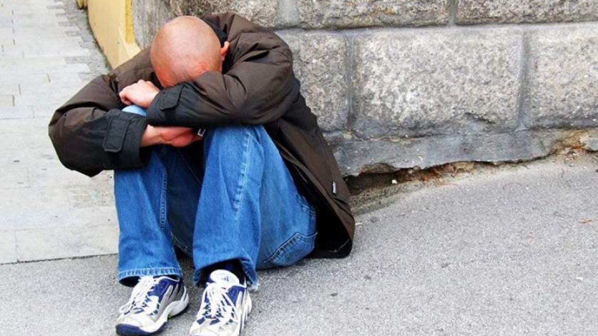 Gest extrem! Un bărbat din Argeş s-a sinucis după ce a băut o sticlă de whisky 