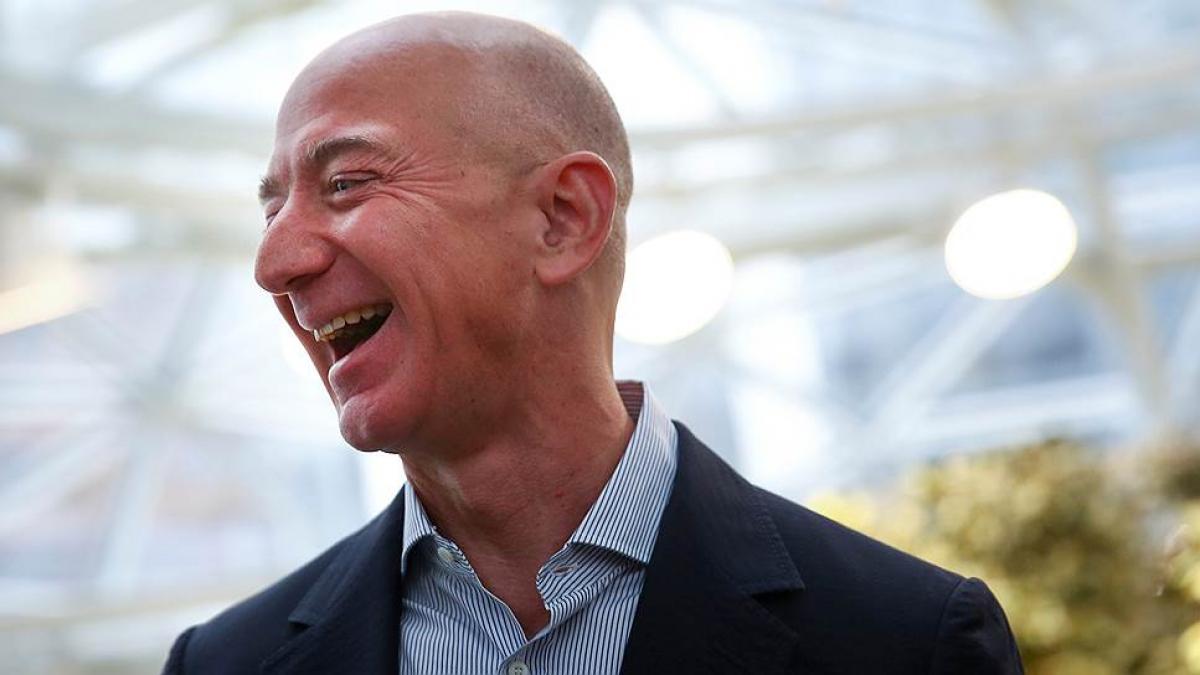 Miliardarul Jeff Bezos vrea o proprie minune a lumii!
