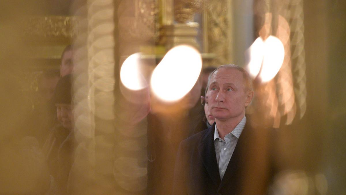 Vladimir Putin a semnat programul de înarmare a Rusiei până în 2028