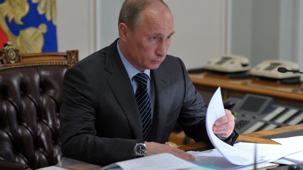 Vladimir Putin susţine că Rusia are o armă nucleară "de neoprit"