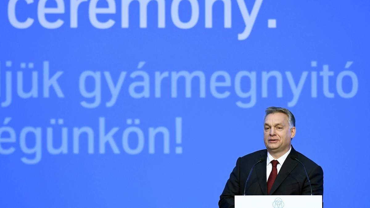 Premierul Viktor Orban îşi intensifică discursul anti-imigranţi, după înfrângerea Fidesz la un scrutin parţial