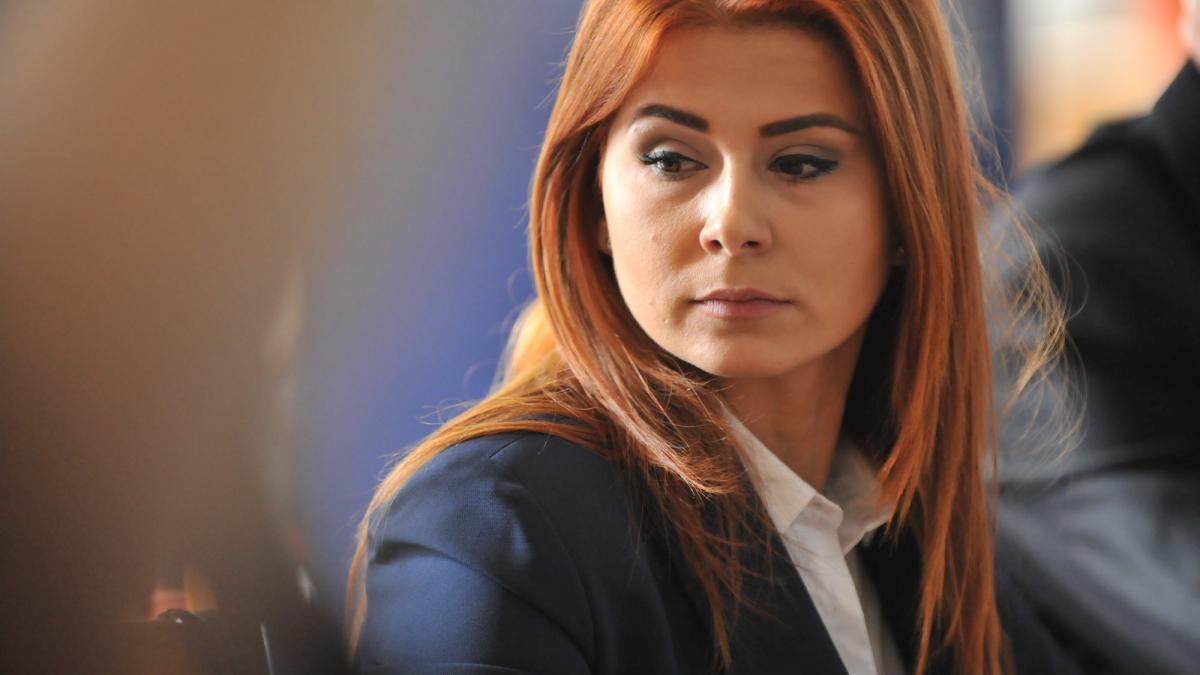Fiscului nu-i place palinca ministrului Ioana Bran