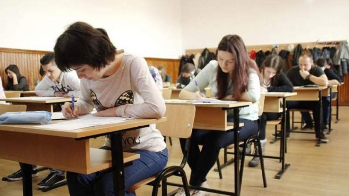 Momente de panică la simulările Evaluării Naţionale 2018! Mai mulţi profesorii au refuzat să intre la clase