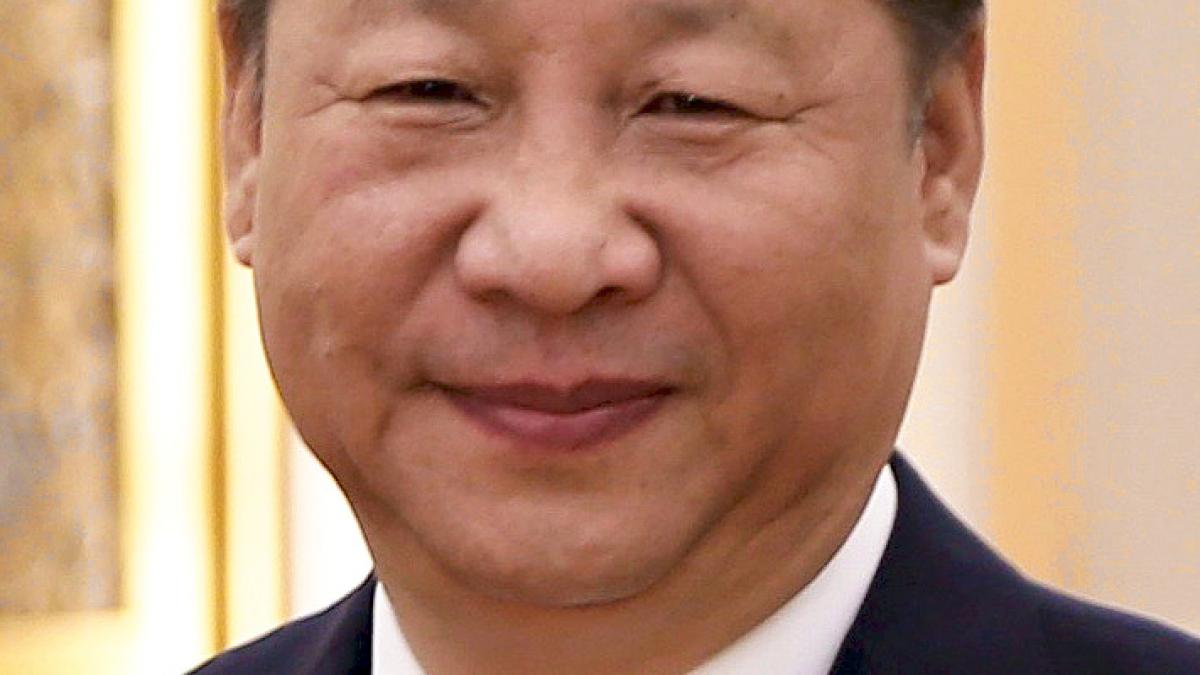 Xi Jinping îşi prelungeşte mandatul pe viaţă