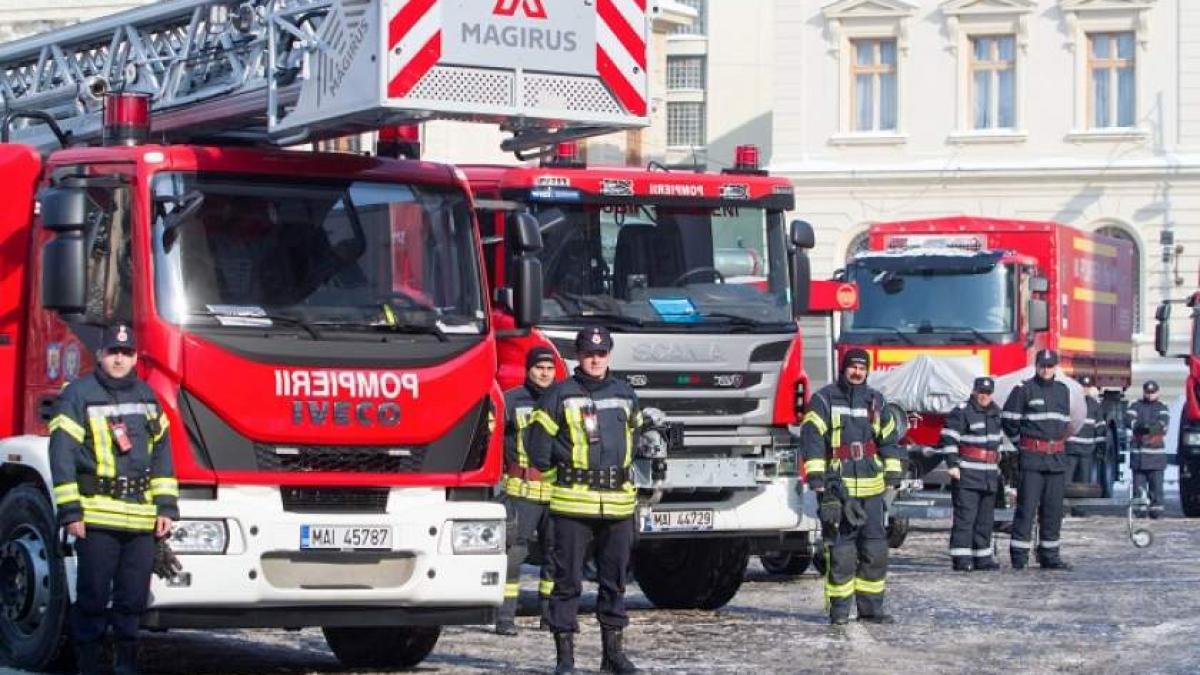 Explozie devastatoare într-un bloc din Braşov! În urma deflagraţiei o persoană a fost rănită