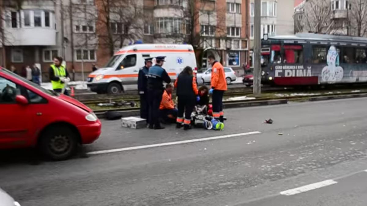 VIDEO - Un polițist beat a spulberat un pieton pe zebră