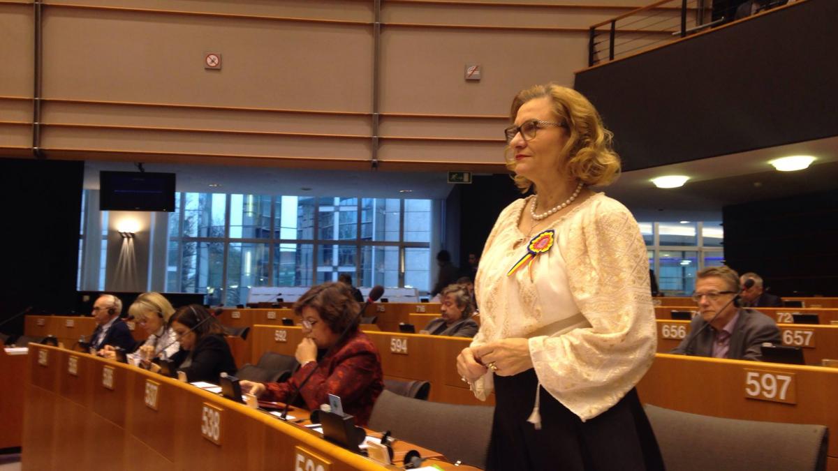 Maria Grapini condamnă evenimentul organizat în PE de Iuliu Winkler  “În anul Centenarului României, în inima Europei, să invoci, DIN NOU, trecutul care îți convine este IMPARDONABIL!“
