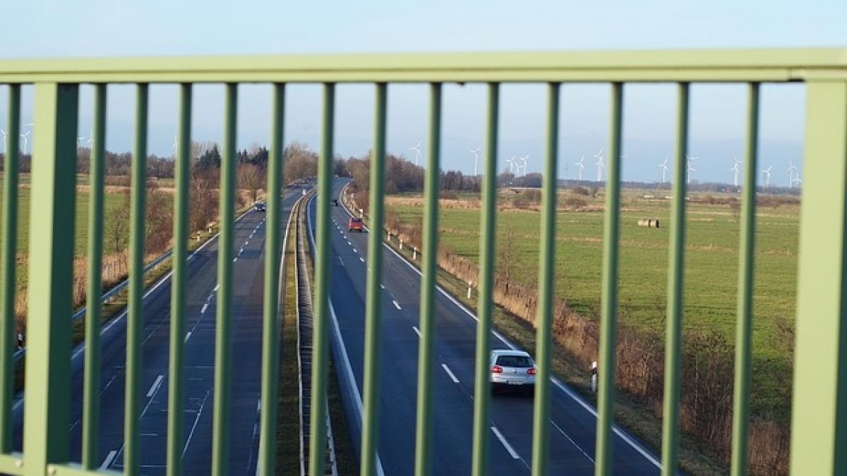 Cehia vrea să majoreze investiţiile în infrastructura de transport