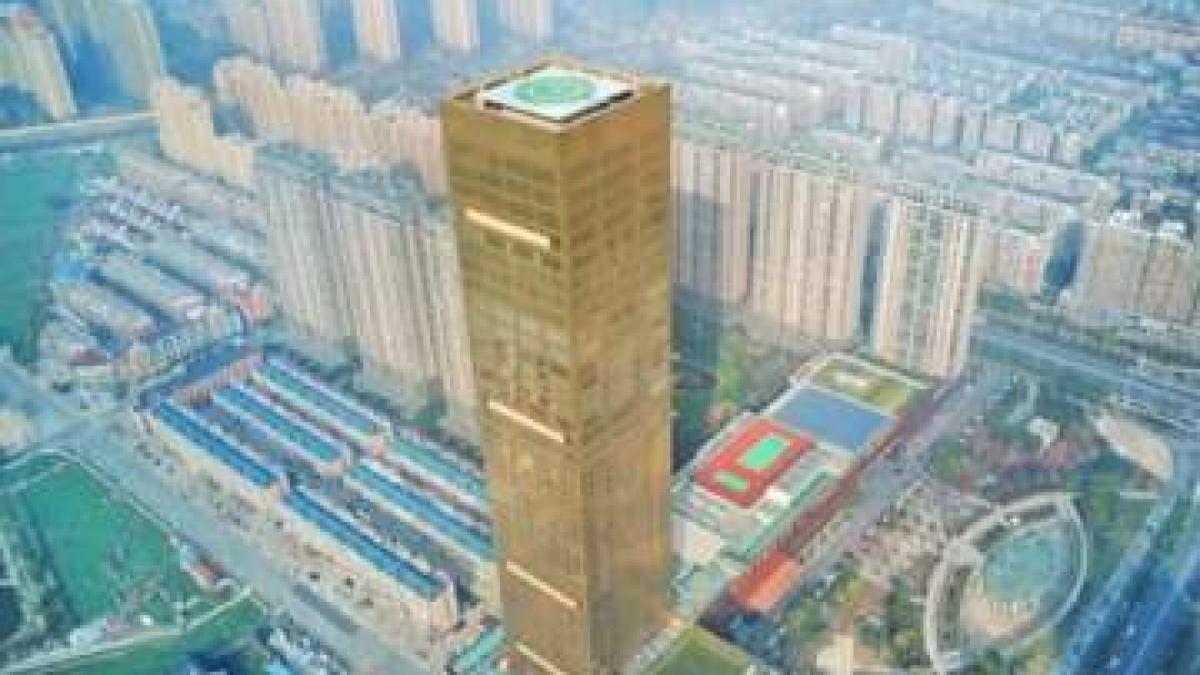 În China a fost inaugurat un hotel care arată ca un lingou de aur