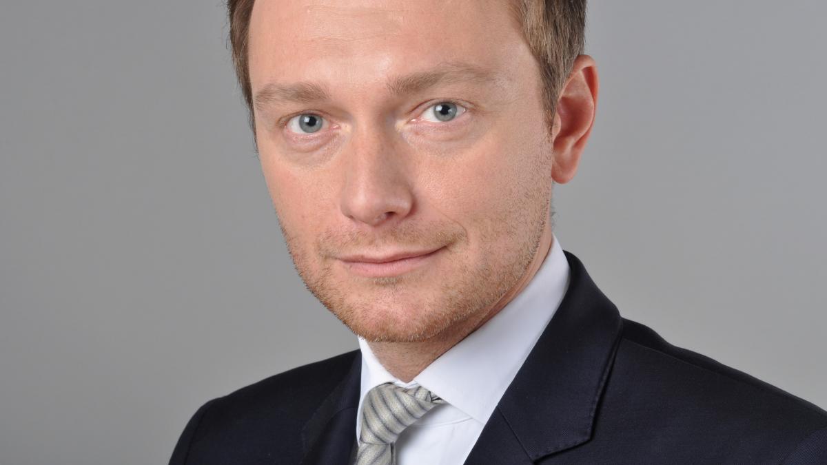 Liderul FDP o acuză pe Angela Merkel de "lipsă de angajament" în relaţie cu Donald Trump