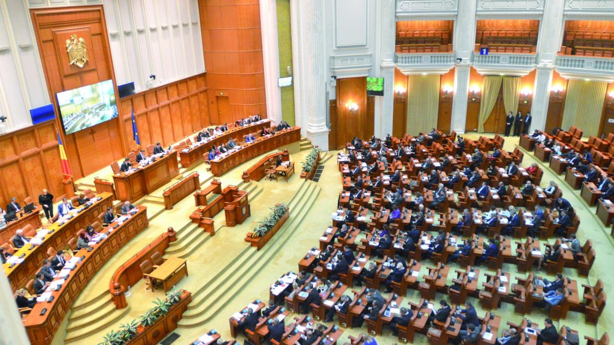 Avem 9 pensionari la 10 salariaţi
