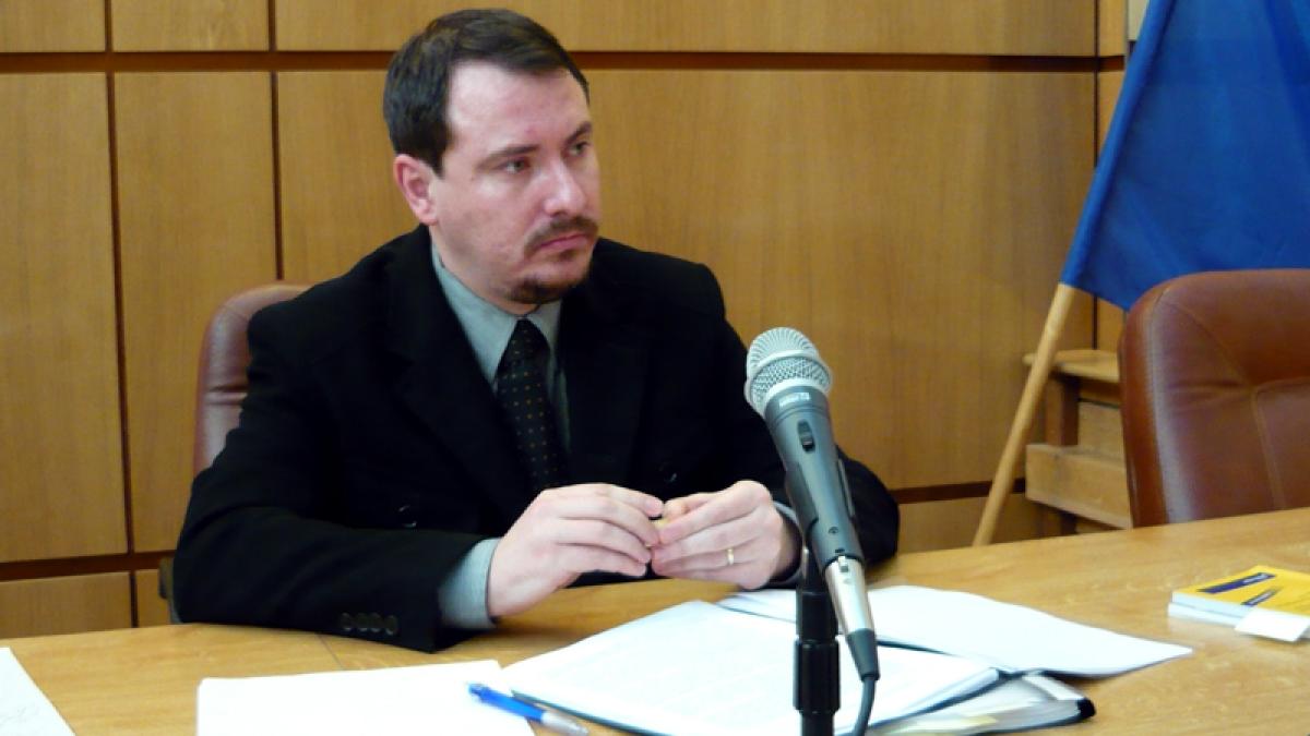 Zi agitată în justiţie: doi judecători sancţionaţi, unul cercetat