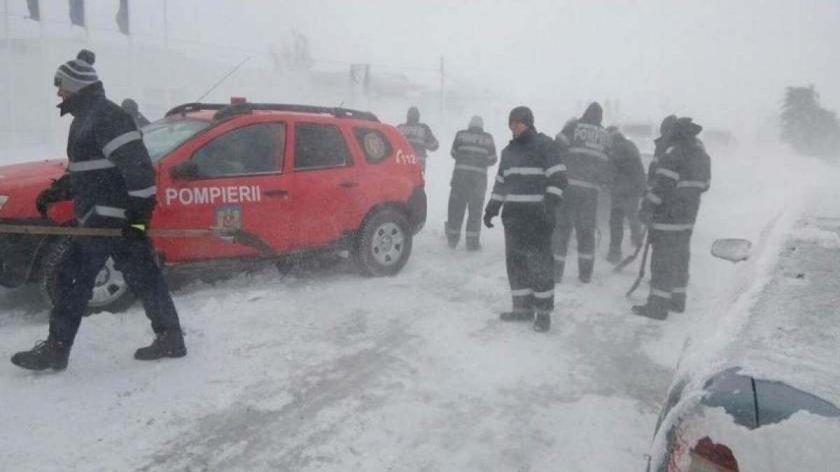 Trafic blocat pe Autostrada A2, după ce un TIR s-a răsturnat