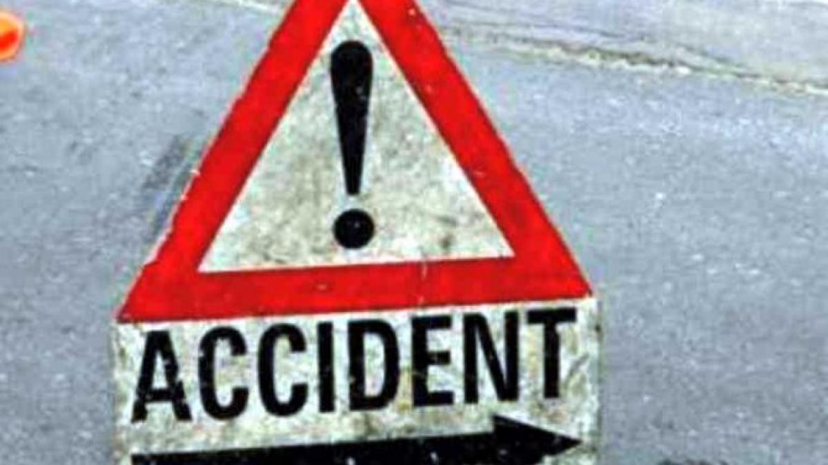 Un barbat a murit şi doi au fost răniţi într-un accident rutier, la Cornu Luncii