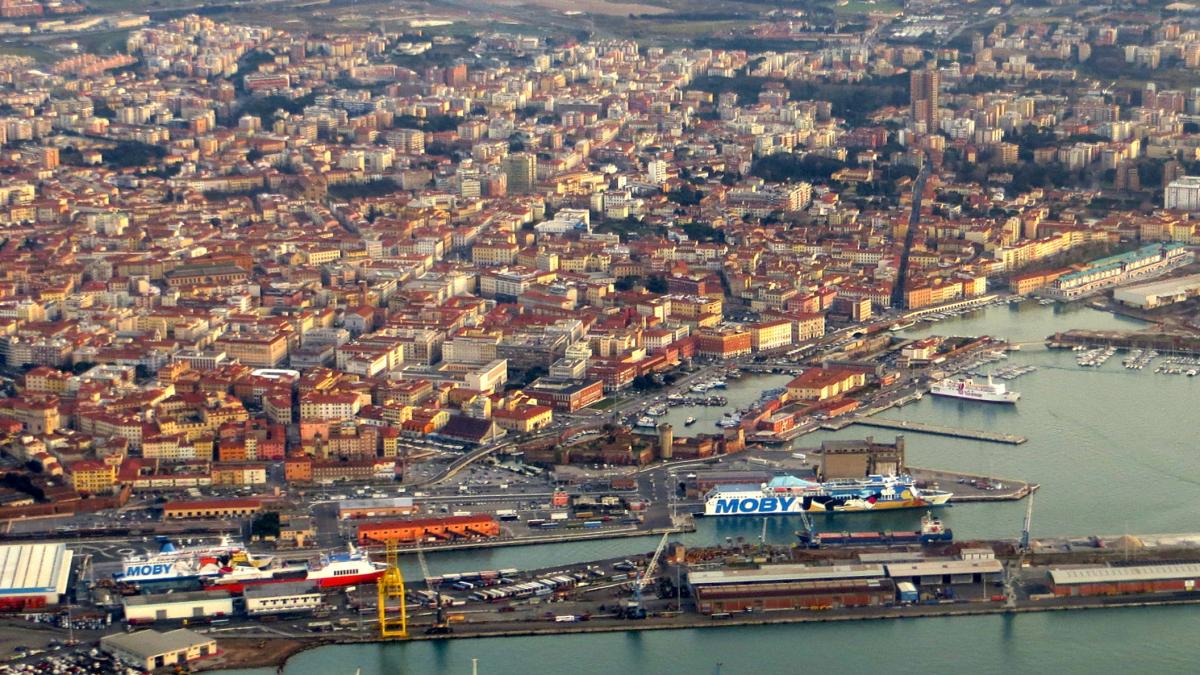 Italia. Doi muncitori și-au pierdut viața într-o explozie în portul Livorno