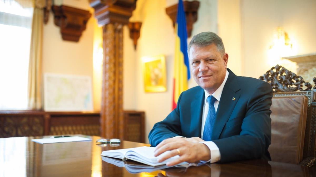 Legea privind reglementarea activităţii de telemuncă, promulgată
