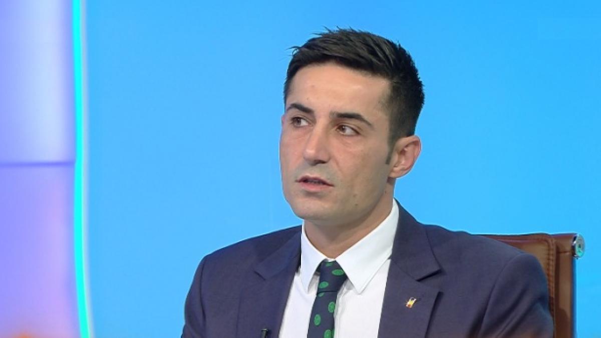 Manda: Victor Ponta, Liviu Dragnea şi alte persoane din conducerea Guvernului, beneficiari legali ai SRI