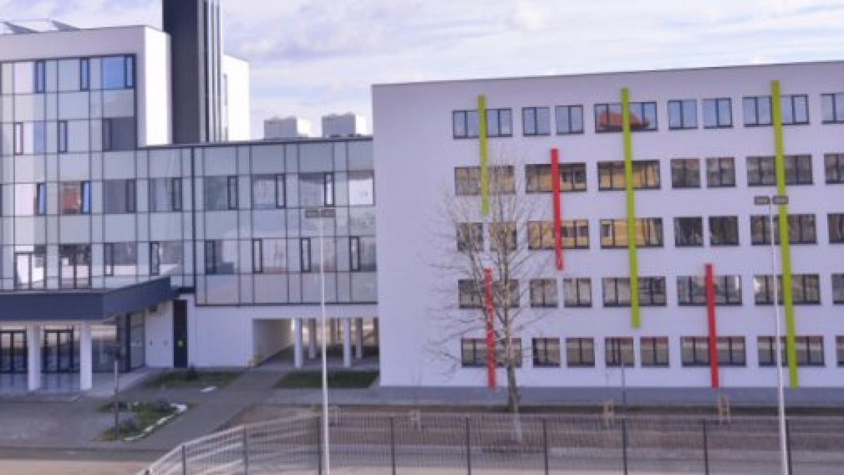 Incendiu la Facultatea de Mecanică din Craiova