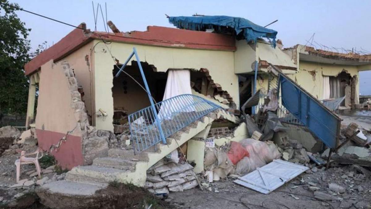 Cutremur cu magnitudinea 5,2 în sud-estul Turciei, soldat cu rănirea a 13 persoane şi numeroase clădiri avariate