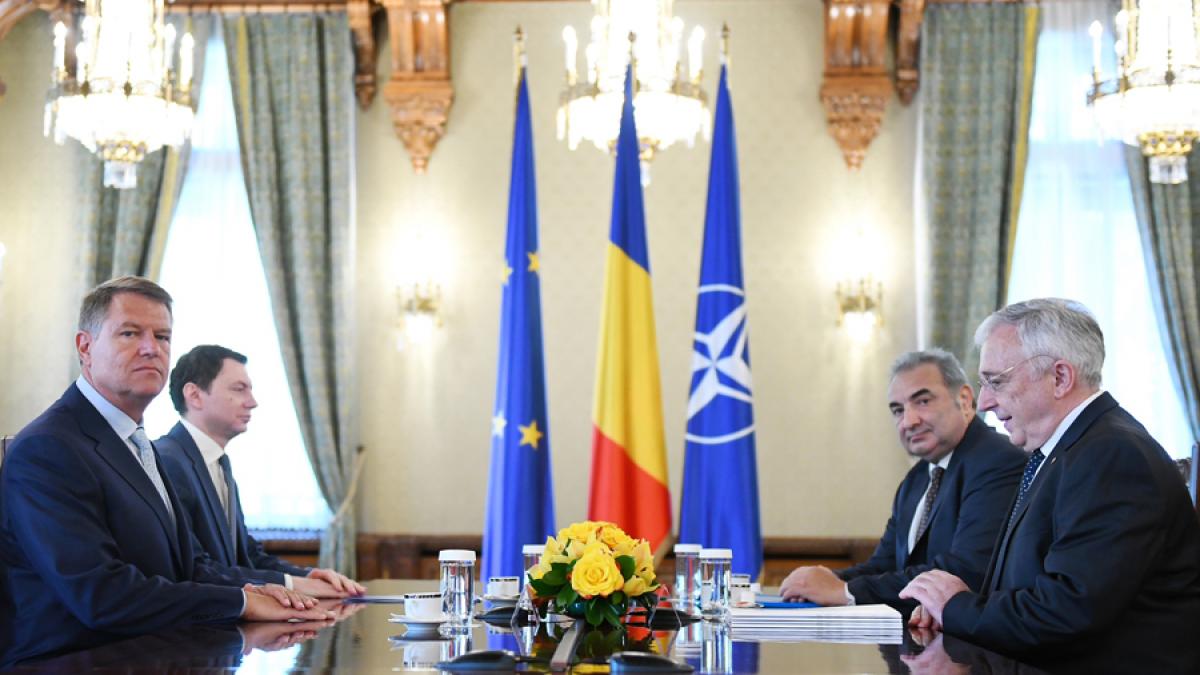Iohannis: Guvernul, cât şi Banca Naţională trebuie să evite abordările concurenţiale