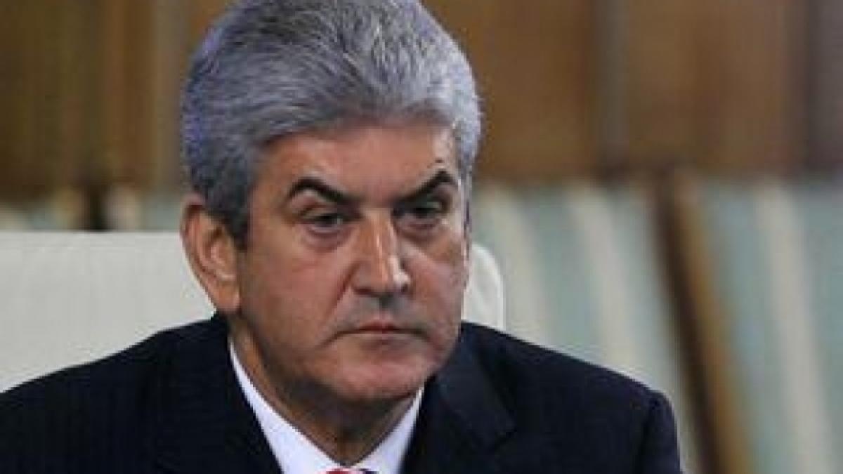 Gabriel Oprea, trimis în judecată în cazul morţii poliţistului Gigină