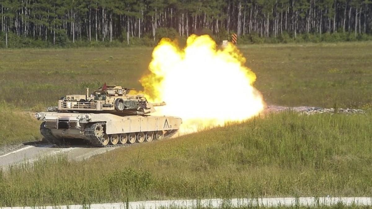 SUA trimit in Europa 90 de tancuri "Abrams"