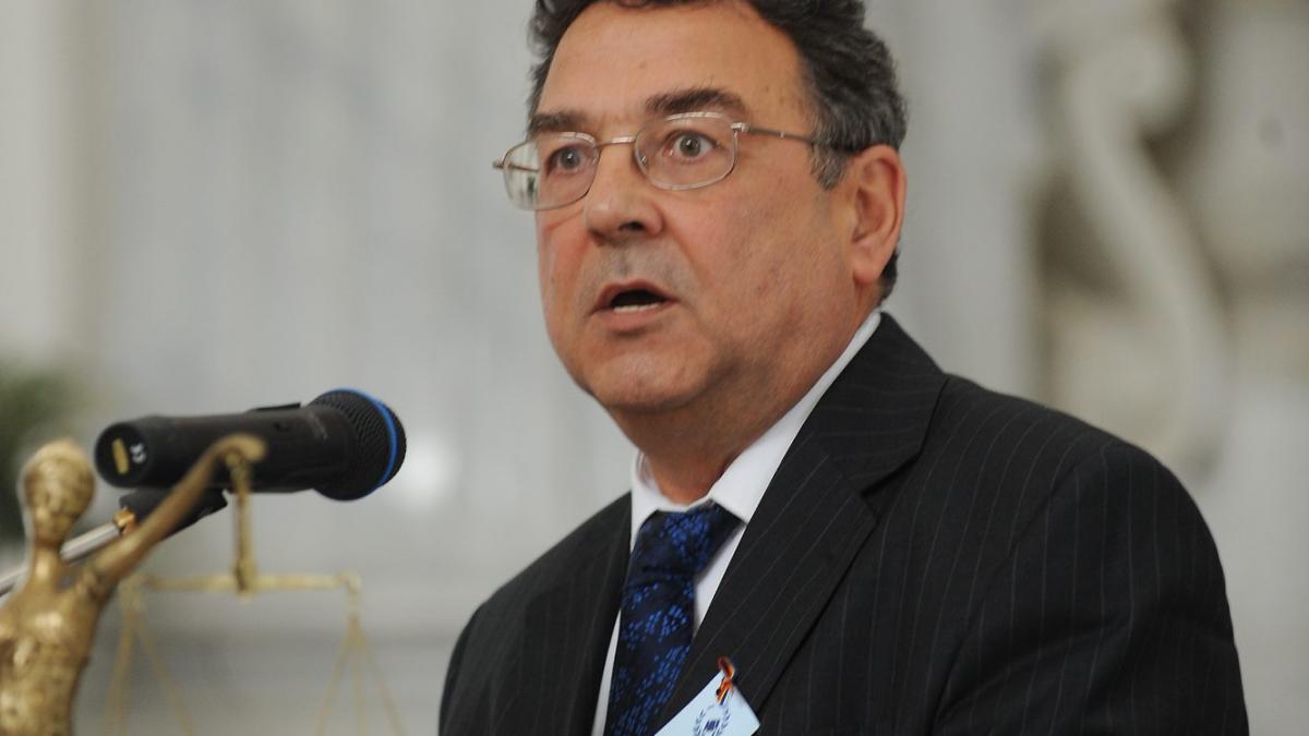 Apărarea, anulată de protocoalele secrete