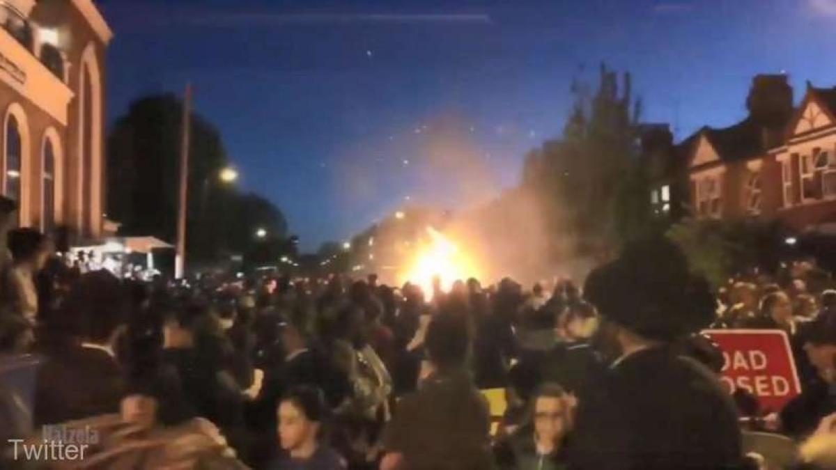 zece persoane ranite usor in timpul unei sarbatori a comunitatii evreiesti din nordul londrei