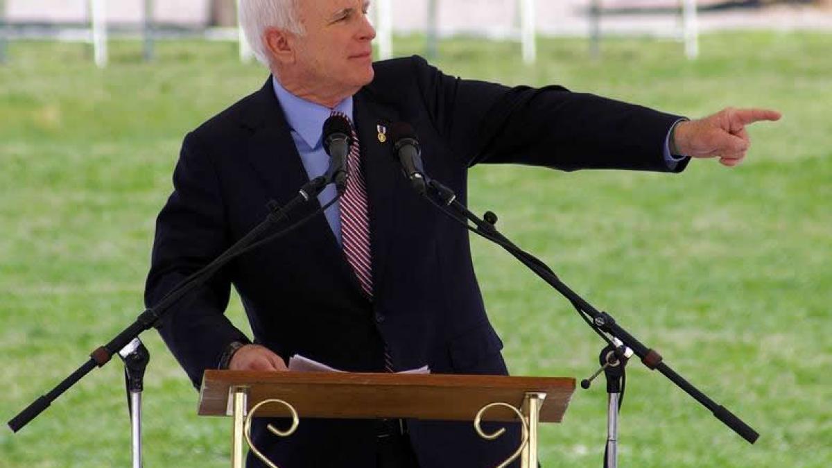 Trump nu va fi invitat la inmormantarea lui John McCain!