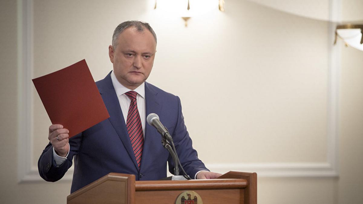 Dodon promite Rusiei închiderea Centrului NATO
